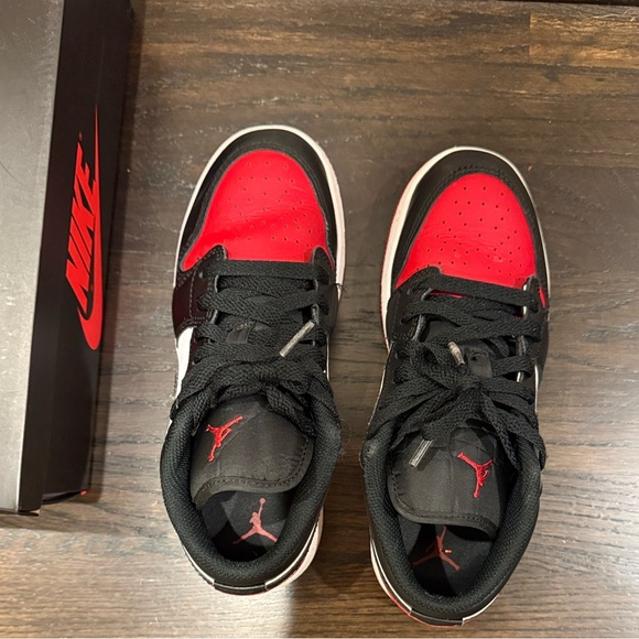 Nike Air Jordan 1 Retro Low OG Sneakers Red Black Kids Size 4 - Gently worn - Picture 1 of 17